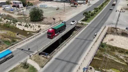 Akdeniz sahillerini pedal çevirerek gezen çift 27 gün sonra Hatay’a ulaştı