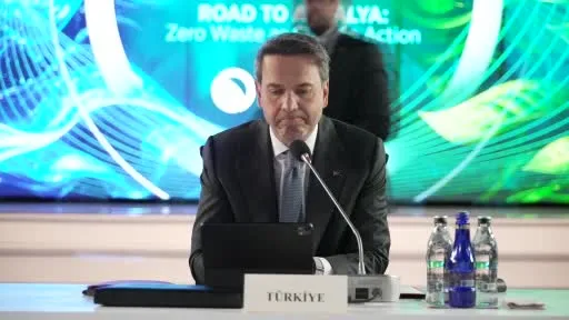 Bakan Bayraktar: "Sıfır atık ve enerji verimliliği aynı vizyonun iki ana sütunudur"