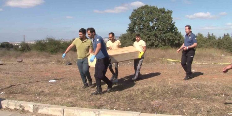 Tuzla’da cesedi vatandaşlar fark etti