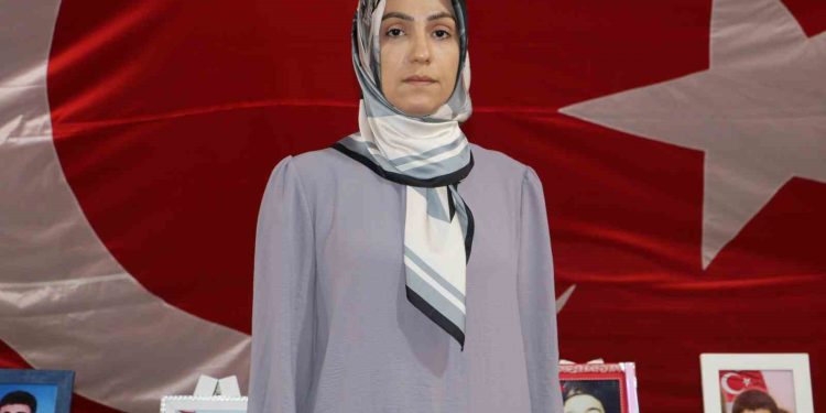 Diyarbakır annelerinden MHP Genel Başkanı Bahçeli’ye tam destek