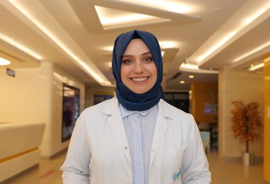 Uzmanı uyardı: “Uygunsuz çanta kullanımı kollarda ve ellerde uyuşmaya yol açabilir”