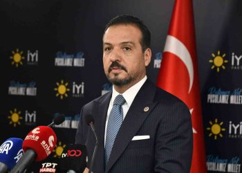 İYİ Parti Sözcüsü Kürşad Zorlu: “(Meral Akşener) Hastanedeki muayenenin ardından evinde istirahata geçti”