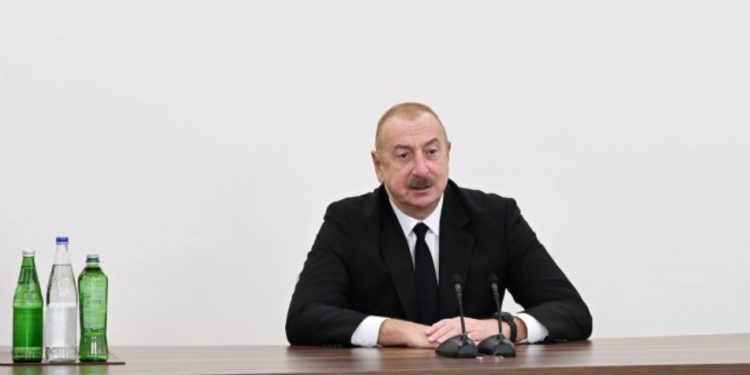 Aliyev: “Diyorlar ki Azerbaycan Karabağ’ı işgal etti, bir ülke kendi toprağını nasıl işgal edebilir?