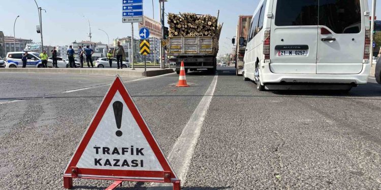 Diyarbakır’da tırın çarptığı yaşlı adam öldü