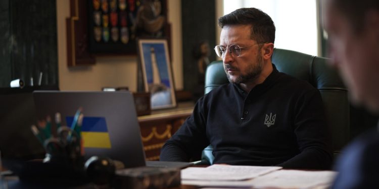 İngiltere’de çarşamba günü Rusya-Ukrayna arasında koşulsuz ateşkes ele alınacak