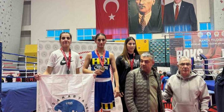 Büyükşehir sporcusundan gururlandıran başarı
