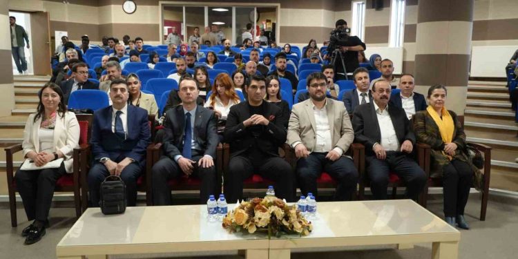 Karabük’te gençler ve firmalar Afrika pazarıyla tanıştı