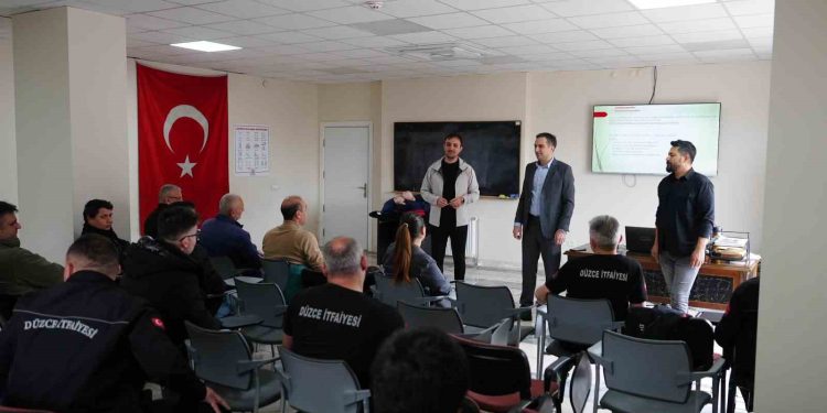 İtfaiye personeline ilk yardım eğitimi