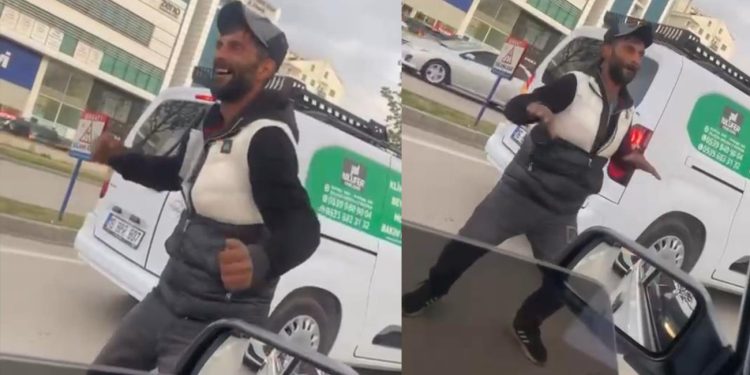 Müzik sesini duyunca dans etmeye başladı
