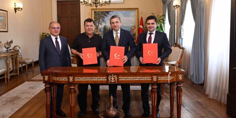 Aksu’ya yeni eğitim kurumu için protokol imzalandı