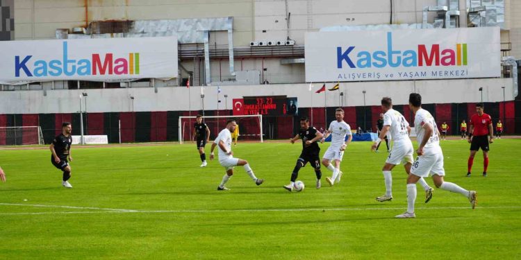 TFF 2. Lig Play-off: GMG Kastamonuspor: 4 – Beykoz Anadolu: 0