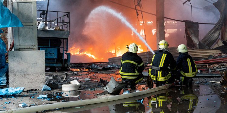 Rus güçleri Kiev’i hedef aldı: 3 ölü, 49 yaralı