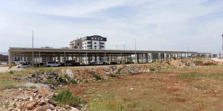Çankaya Mahallesi’ne ilk kapalı pazar açılış için gün sayılıyor