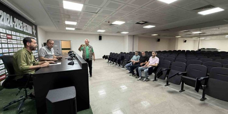 Yeterli çoğunluk sağlanamadı: Sakaryaspor’un geleceği 8 Haziran’da belirlenecek