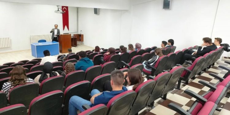 Hisarcık MYO’da sigortacılık sektöründeki aracılık hizmetlerine yönelik etkinlik