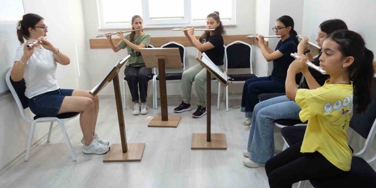 Kemer Belediyesi yaz kursları için kayıtlar başladı