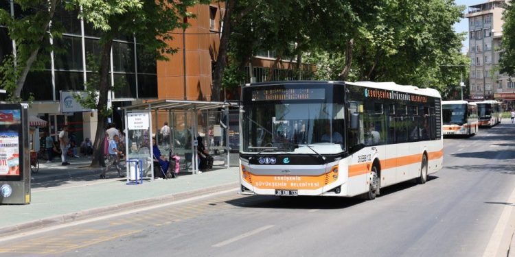 LGS günü ulaşımda düzenleme