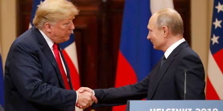 Trump ve Putin telefonda görüştü